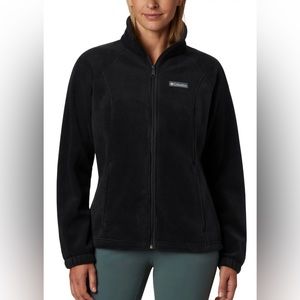 Columbia Women’s Full Zip Fleece Jacket - Small